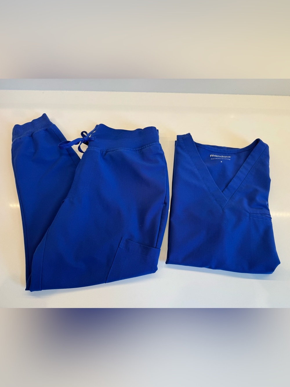 Mandala Women’s Cobalt Blue V-Neck Top & Drawstring Jogger Pants Scrubs set